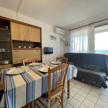 Apartment 2 Pieces En Bord De Avec Piscine - - Fr-1-338-447