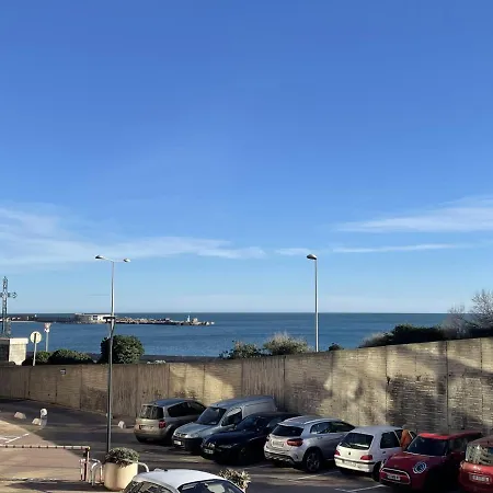Apartman 2 Pieces En Bord De Avec Piscine - - Fr-1-338-447