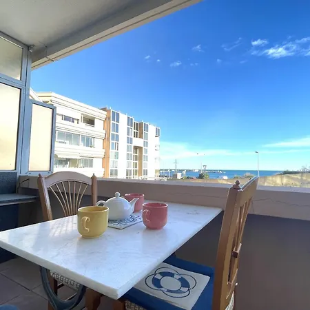 Apartment 2 Pieces En Bord De Avec Piscine - - Fr-1-338-447