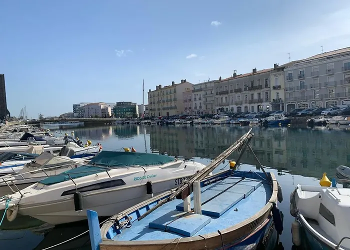 Apartamento 2 Pieces En Bord De Avec Piscine - - Fr-1-338-447 *